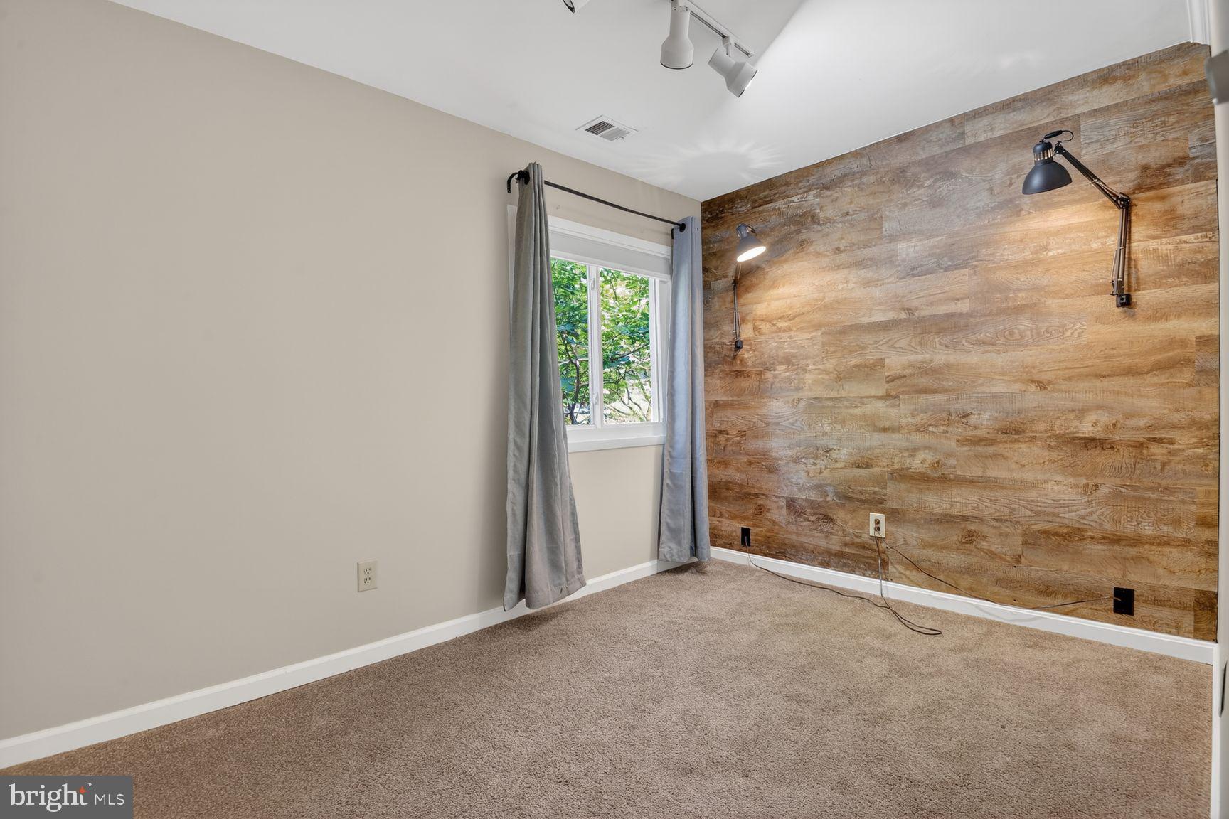 11306 Geddys Court Reston, VA 20191 - Photo 19 of 32