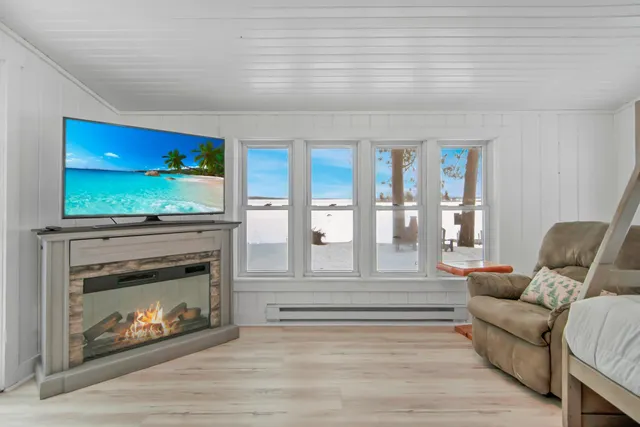 $835,000 | 36722 Birch Drive, Pine River, MN 56474