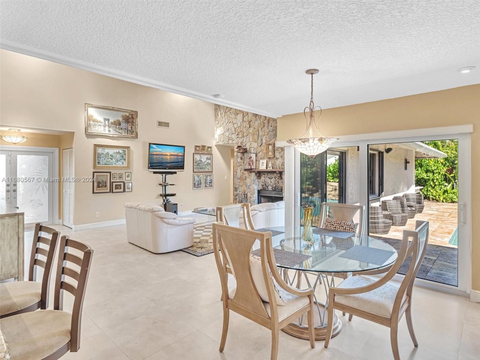 122 Laurel Road Hollywood, FL 33021 - Photo 25 of 71 Gallery Image 25