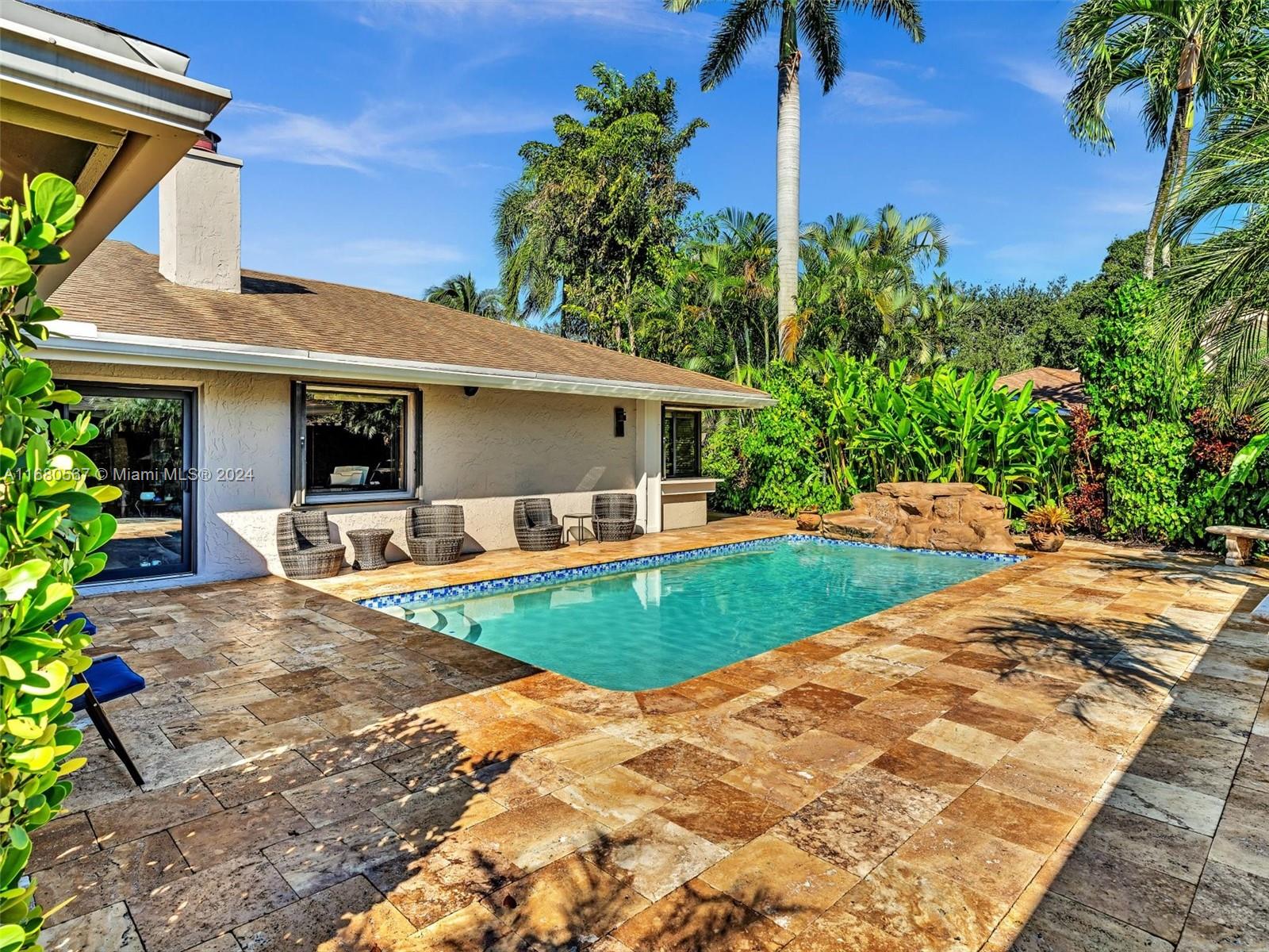 122 Laurel Road Hollywood, FL 33021 - Photo 35 of 71 Gallery Image 35
