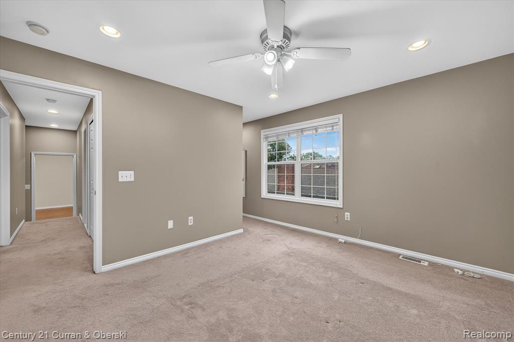 3813 Rochester Road Royal Oak, MI 48073 - Photo 27 of 42