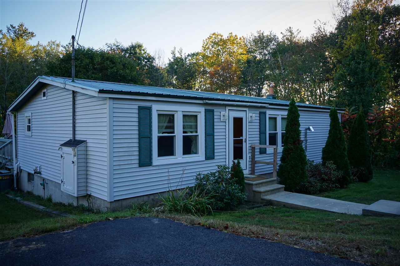 93 Exeter Road Epping, NH 03042 - Photo 2 of 16