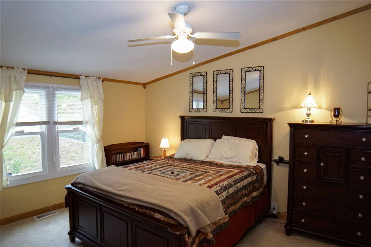 93 Exeter Road Epping, NH 03042 - Photo 11 of 16