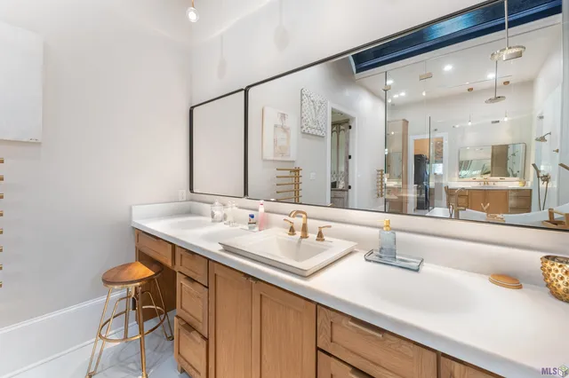 $1,750,000 | 11438 River Reid Crossing, Geismar, LA 70734