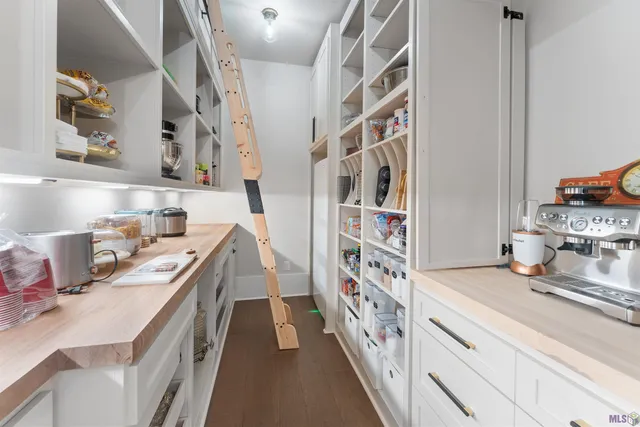 $1,750,000 | 11438 River Reid Crossing, Geismar, LA 70734