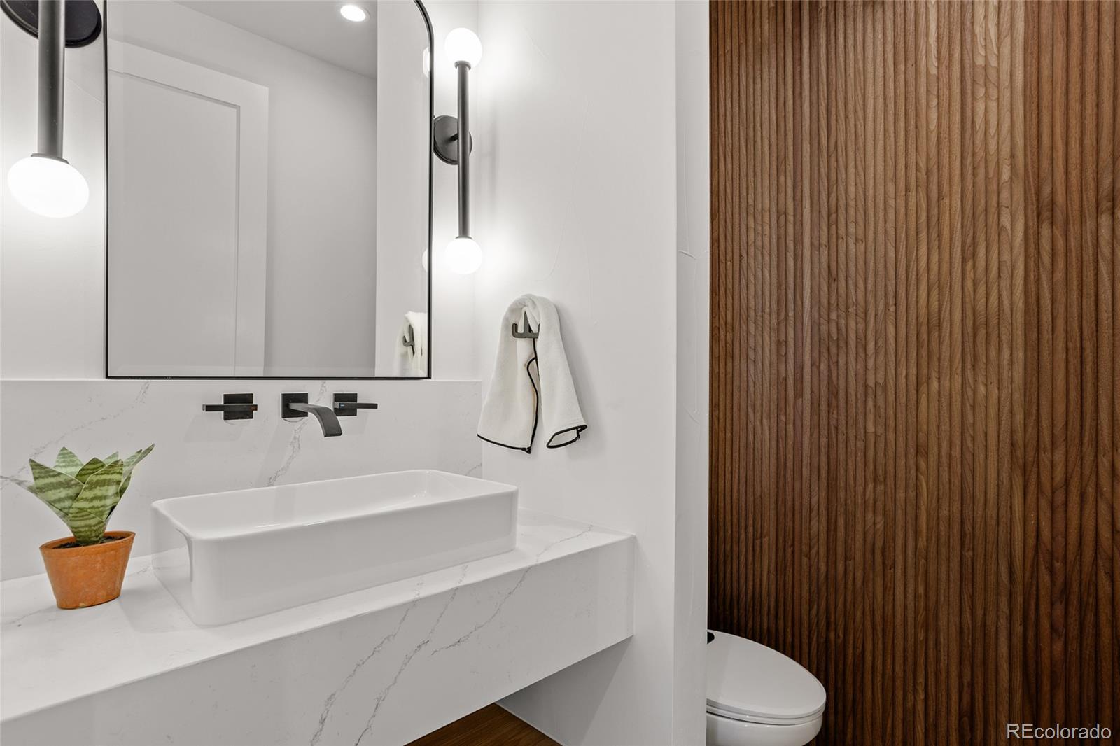 237 Madison Street Denver, CO 80206 - Photo 21 of 50