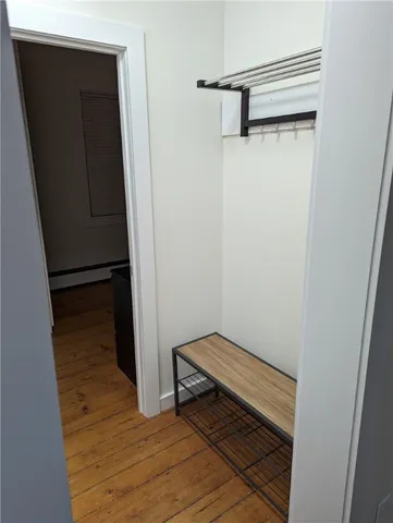 $3,800 | 37 Ann Street, Unit 1, Newport, RI 02840