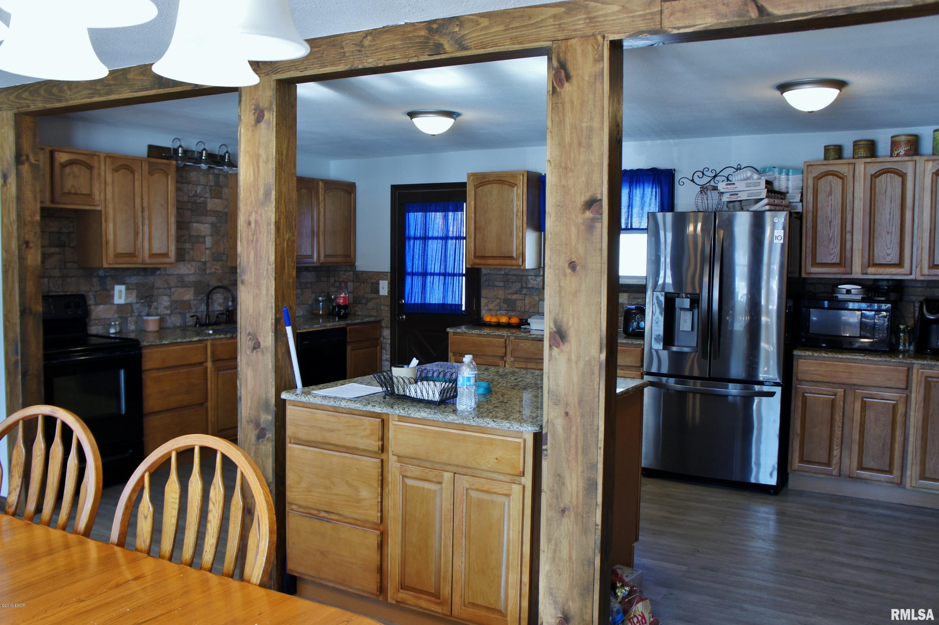 1103 West 10th Street Metropolis, IL 62960 - Photo 7 of 26
