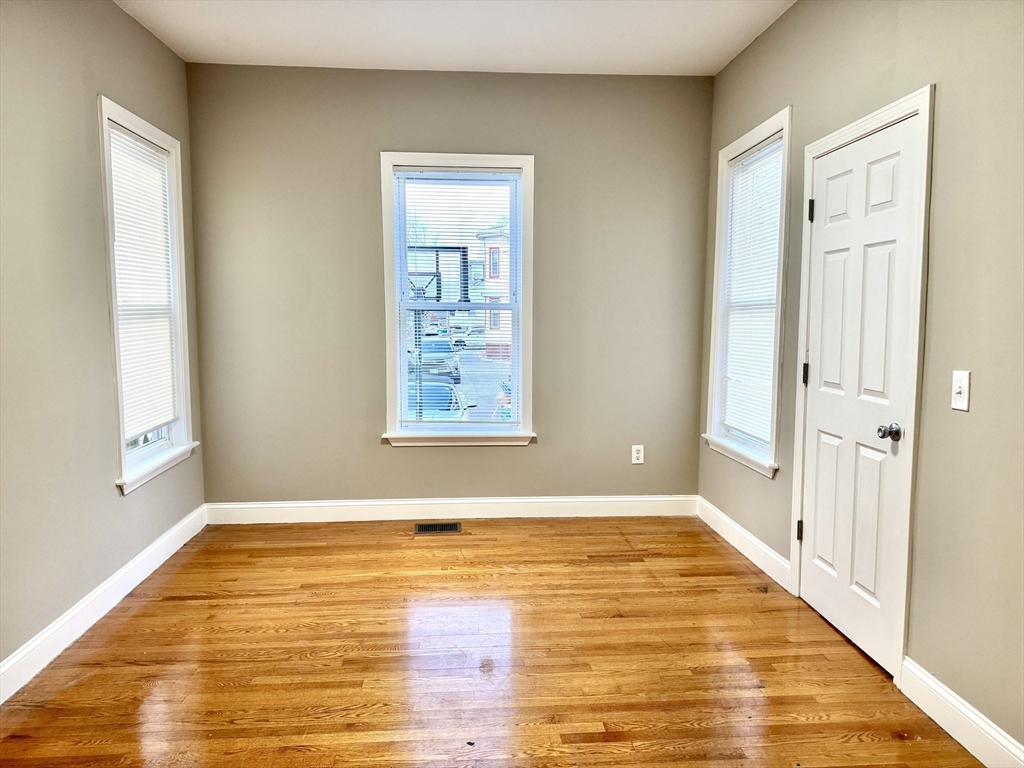 20 Chase Street, Unit 1 Lynn, MA 01902 - Photo 5 of 11