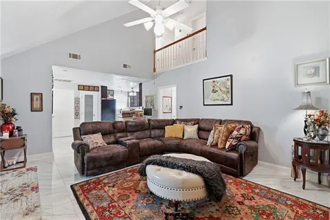 $295,000 | 87 Surrey Drive, Laplace, LA 70068