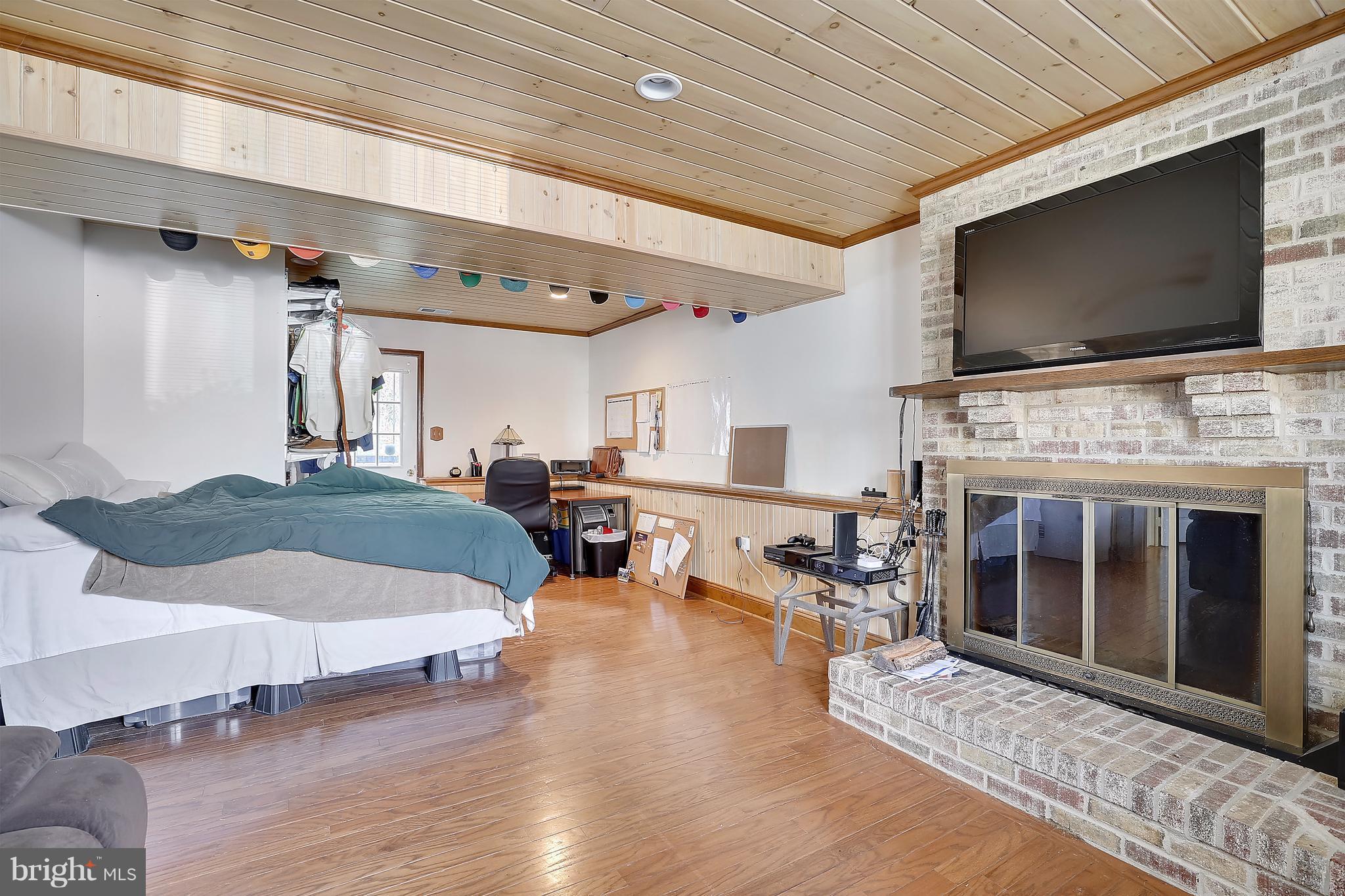 10211 Snowden Road Laurel, MD 20708 - Photo 12 of 25 Family Room