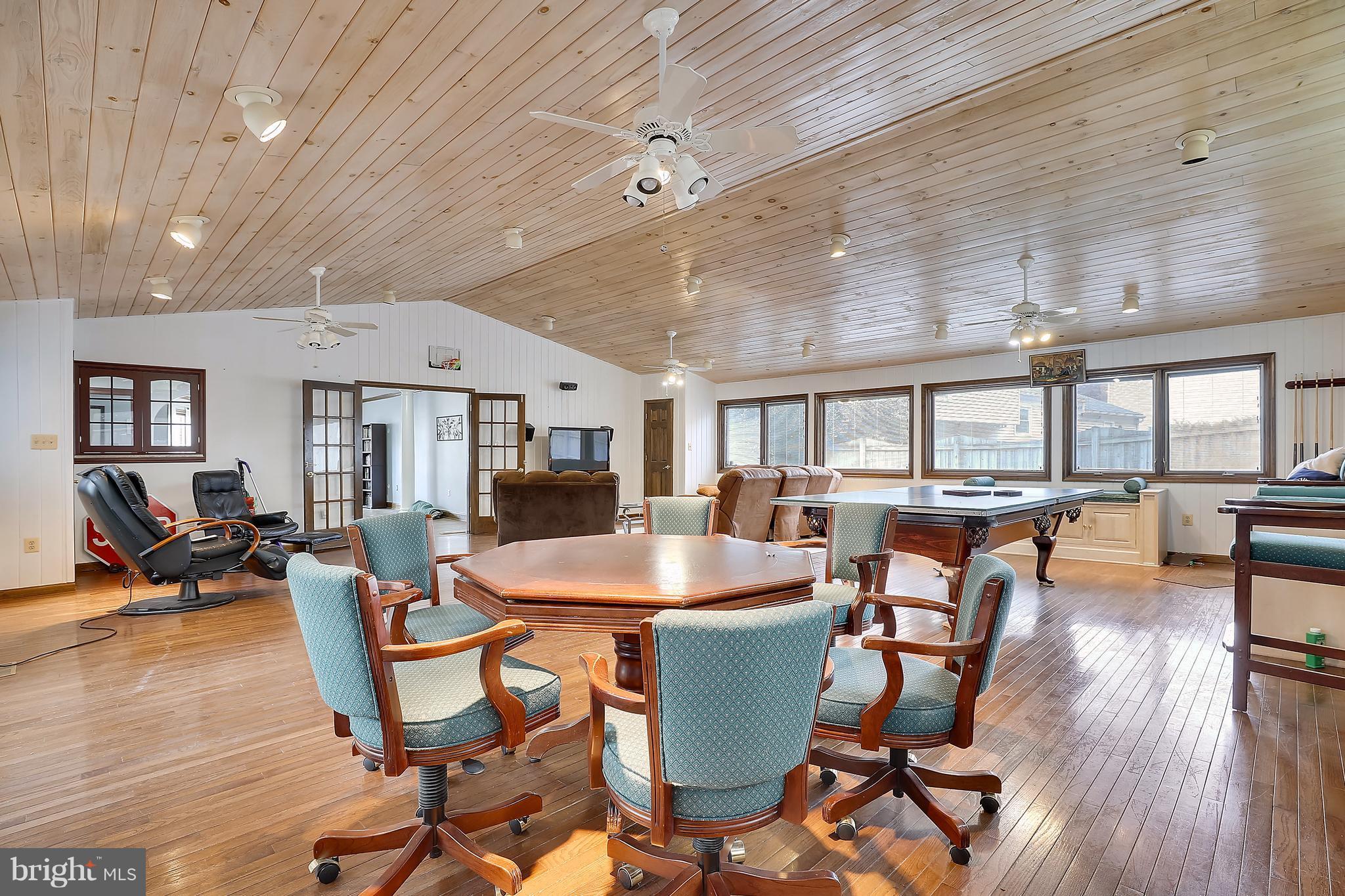 10211 Snowden Road Laurel, MD 20708 - Photo 15 of 25 Interior (General)