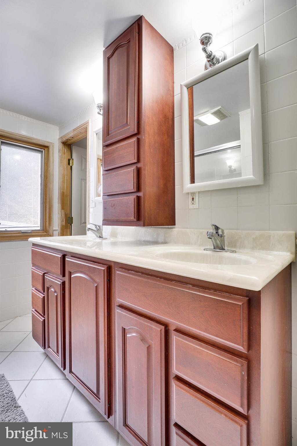 10211 Snowden Road Laurel, MD 20708 - Photo 7 of 25 Bath