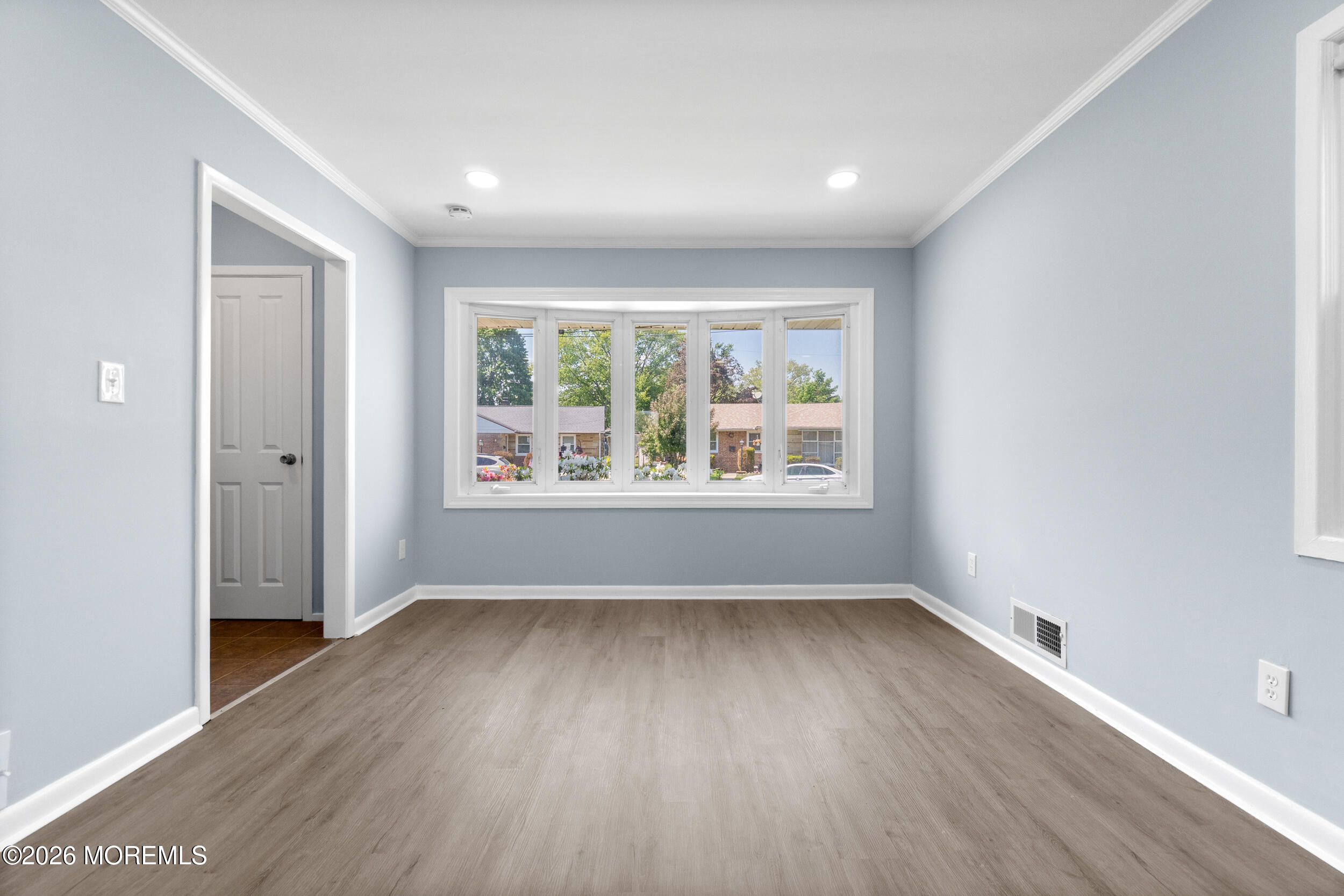 31 Stevens Road Edison, NJ 08817 - Photo 5 of 15 image-03
