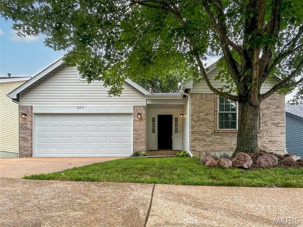 $350,000 | 329 Crescent Avenue, Valley Park, MO 63088