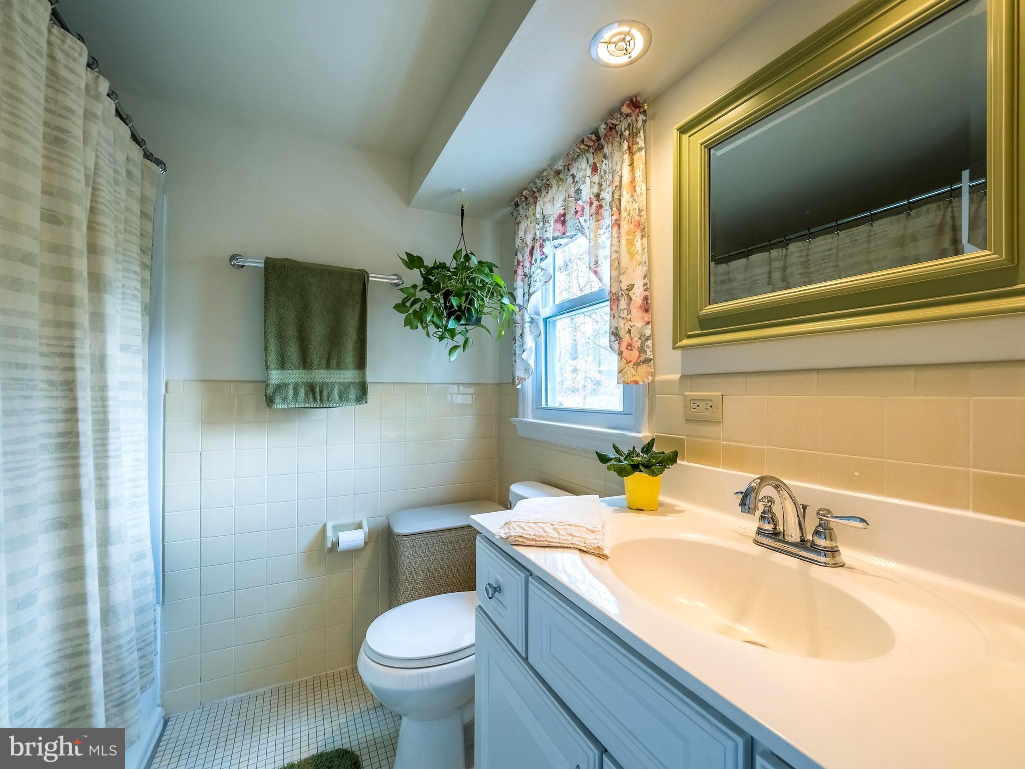 262 Hopewell Road Medford, NJ 08055 - Photo 21 of 29 Master Bathroom