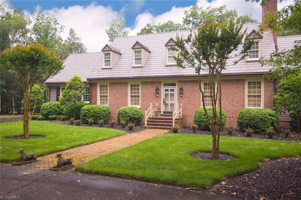 1875 Mock Road High Point, NC 27265 - Photo 2 of 33