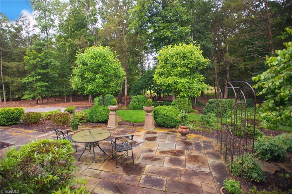 1875 Mock Road High Point, NC 27265 - Photo 26 of 33