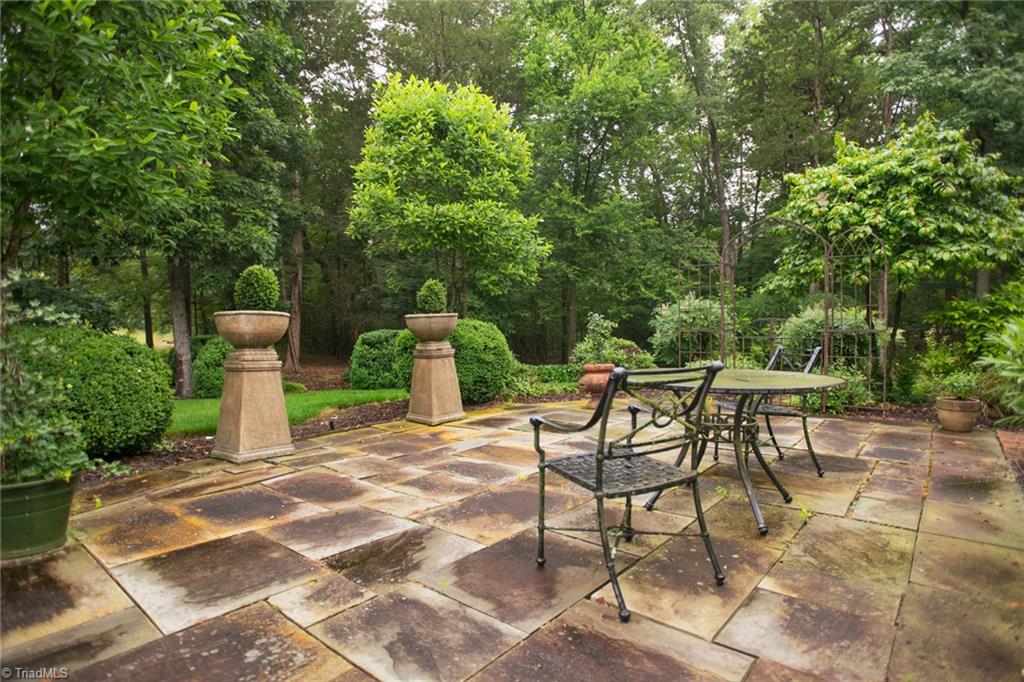 1875 Mock Road High Point, NC 27265 - Photo 27 of 33