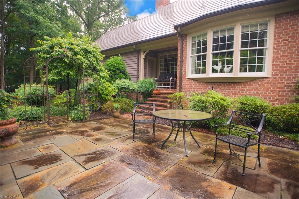 1875 Mock Road High Point, NC 27265 - Photo 29 of 33