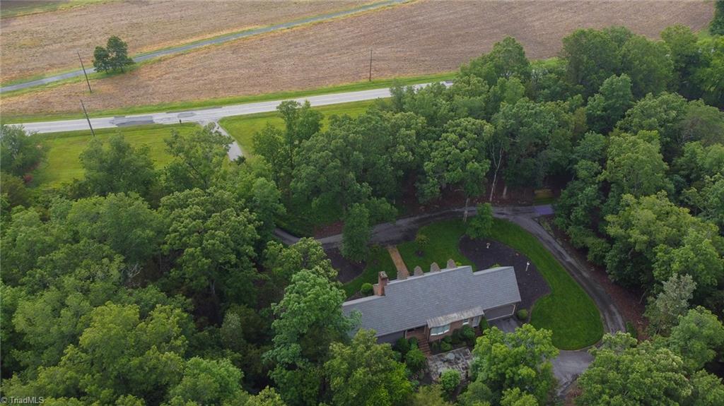 1875 Mock Road High Point, NC 27265 - Photo 32 of 33