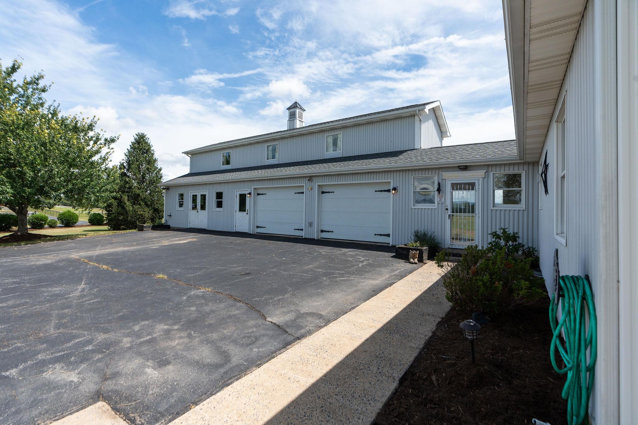 1040 Tinkling Spring Road Staunton, VA 24401 - Photo 6 of 75 Gallery Image 6