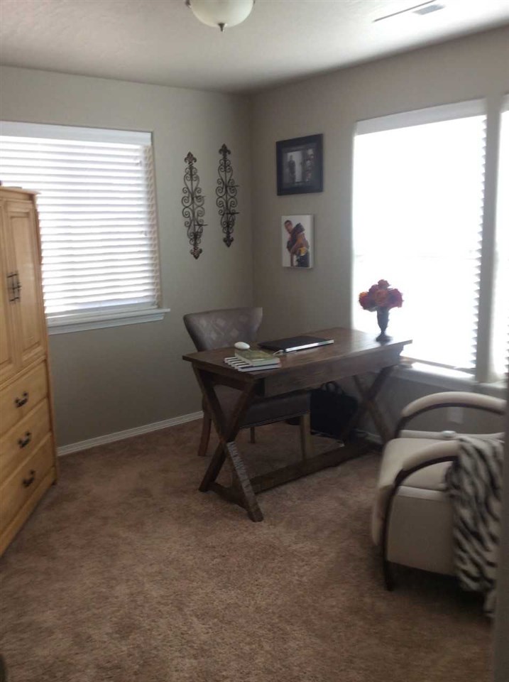 1424 South Girard Road Spokane Valley, WA 99212 - Photo 6 of 8 Gallery Image 6