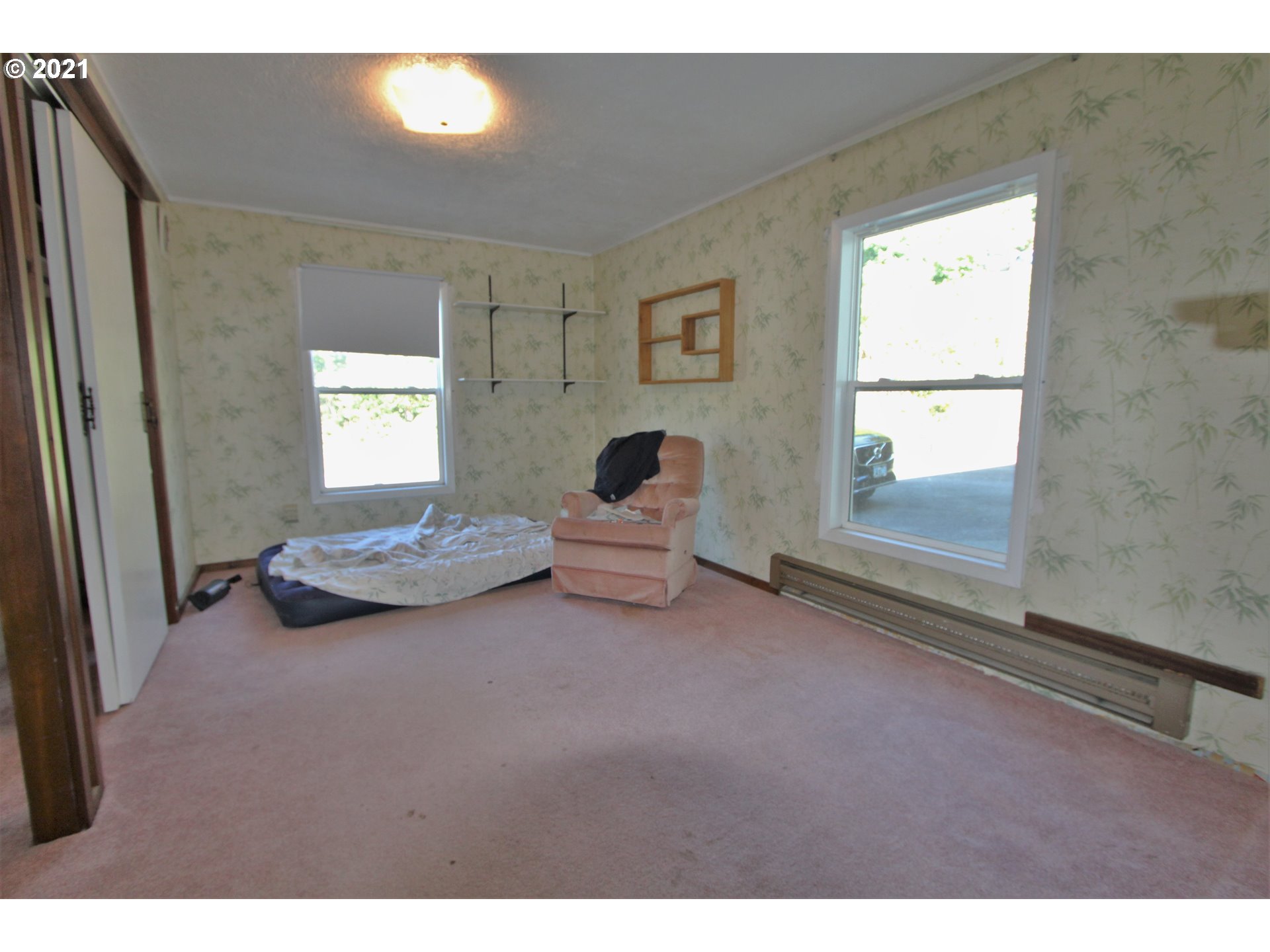 66523 East Bay Road North Bend, OR 97459 - Photo 13 of 16 Gallery Image 13
