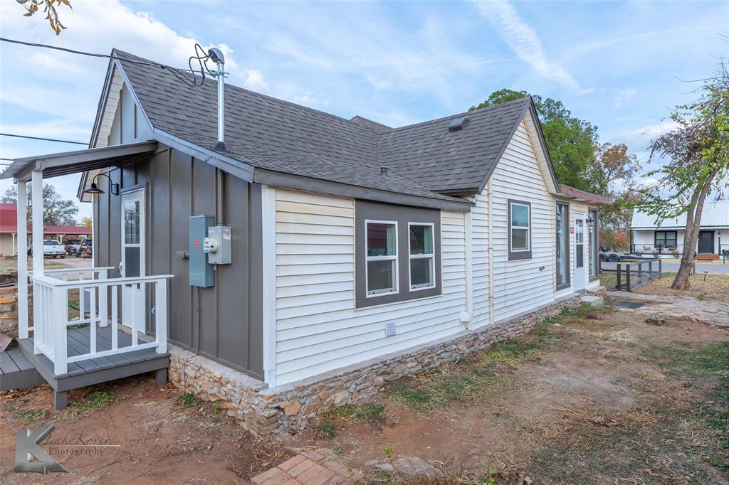 540 Chestnut Street Baird, TX 79504 - Photo 5 of 32