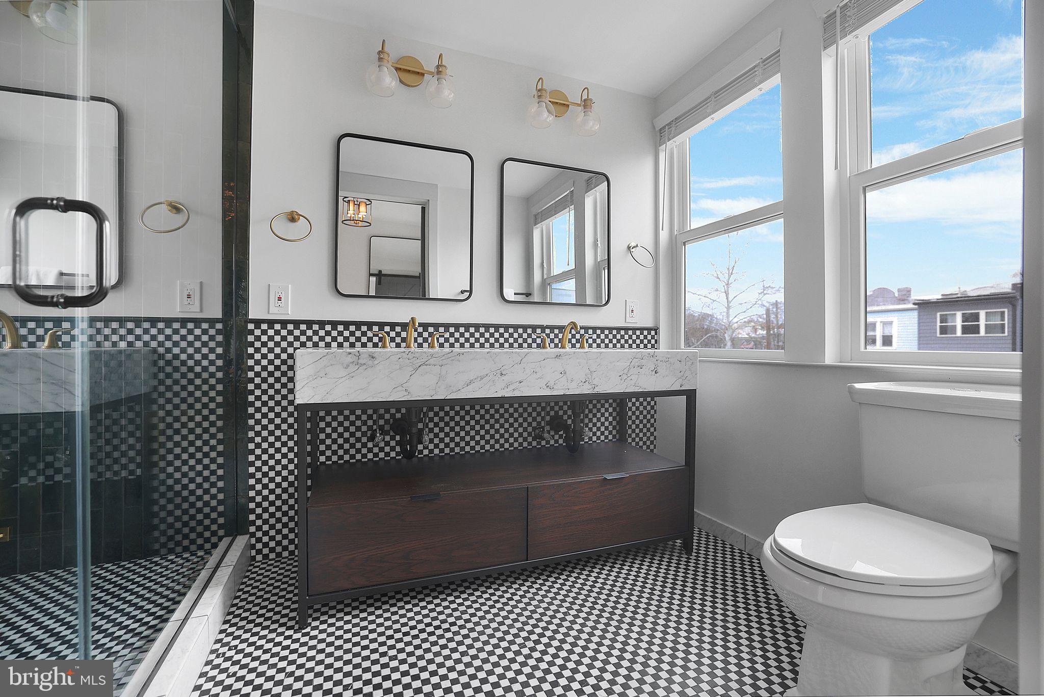 837 Decatur Street Northwest Washington, DC 20011 - Photo 15 of 30 Primary bathroom