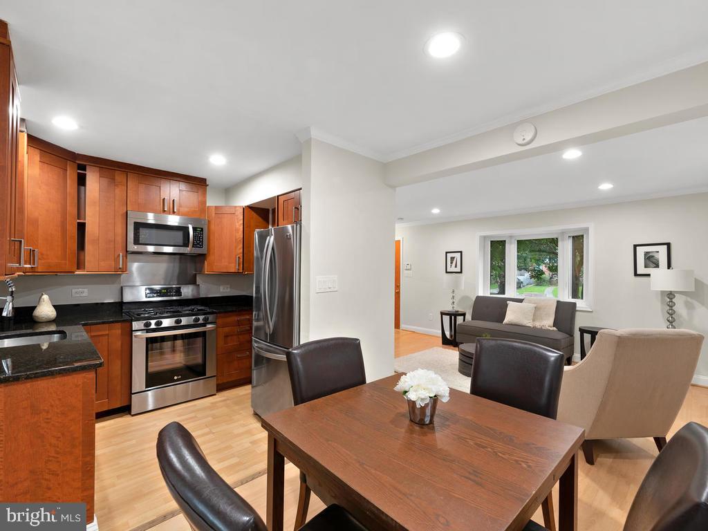 1107 Dennis Avenue Silver Spring, MD 20901 - Photo 11 of 29