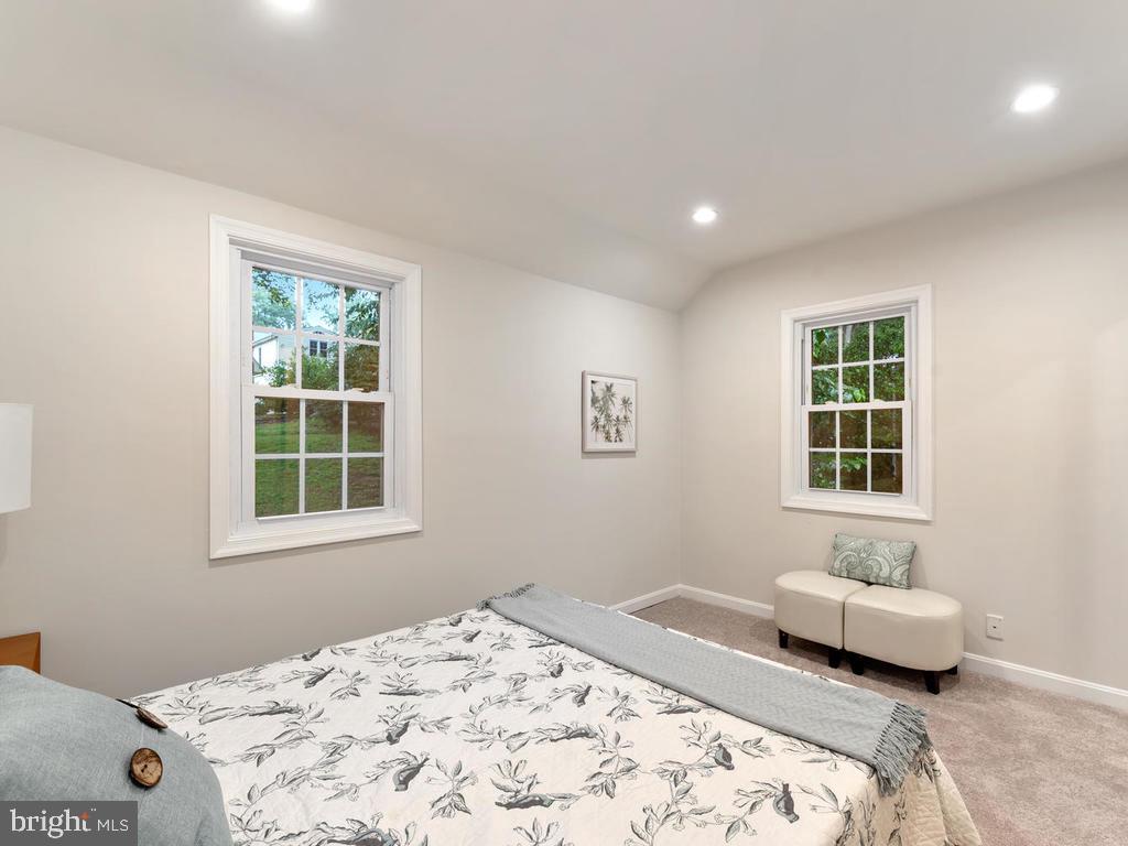1107 Dennis Avenue Silver Spring, MD 20901 - Photo 17 of 29