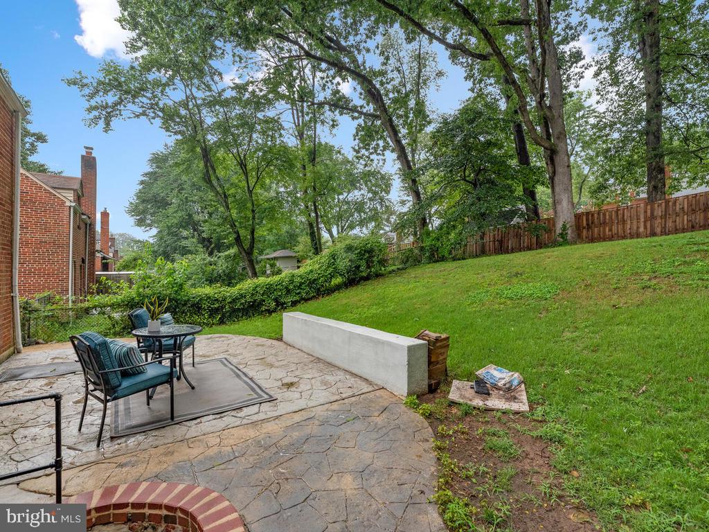 1107 Dennis Avenue Silver Spring, MD 20901 - Photo 25 of 29