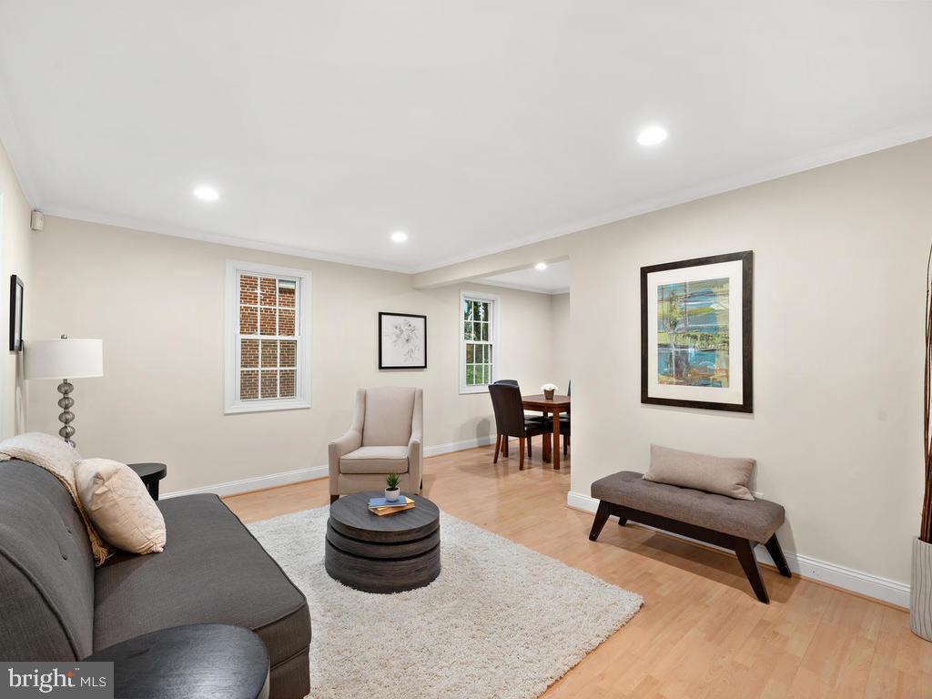 1107 Dennis Avenue Silver Spring, MD 20901 - Photo 5 of 29
