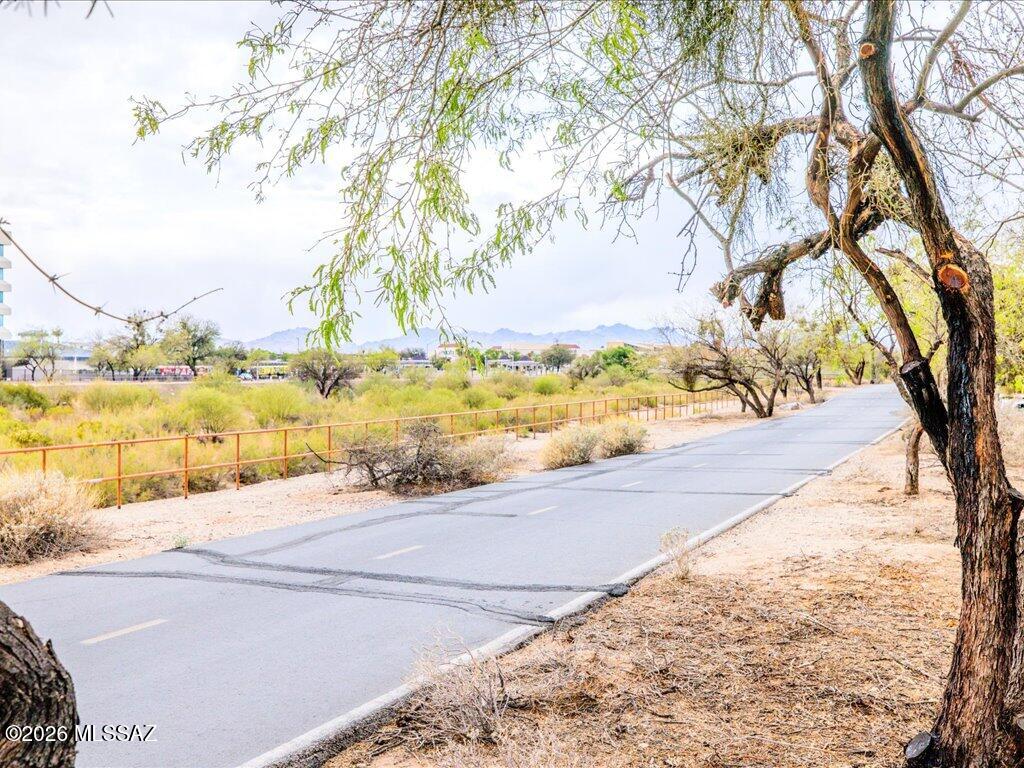 191 East Calderwood Road Tucson, AZ 85704 - Photo 24 of 42 original - 2026-07-08T122115.120