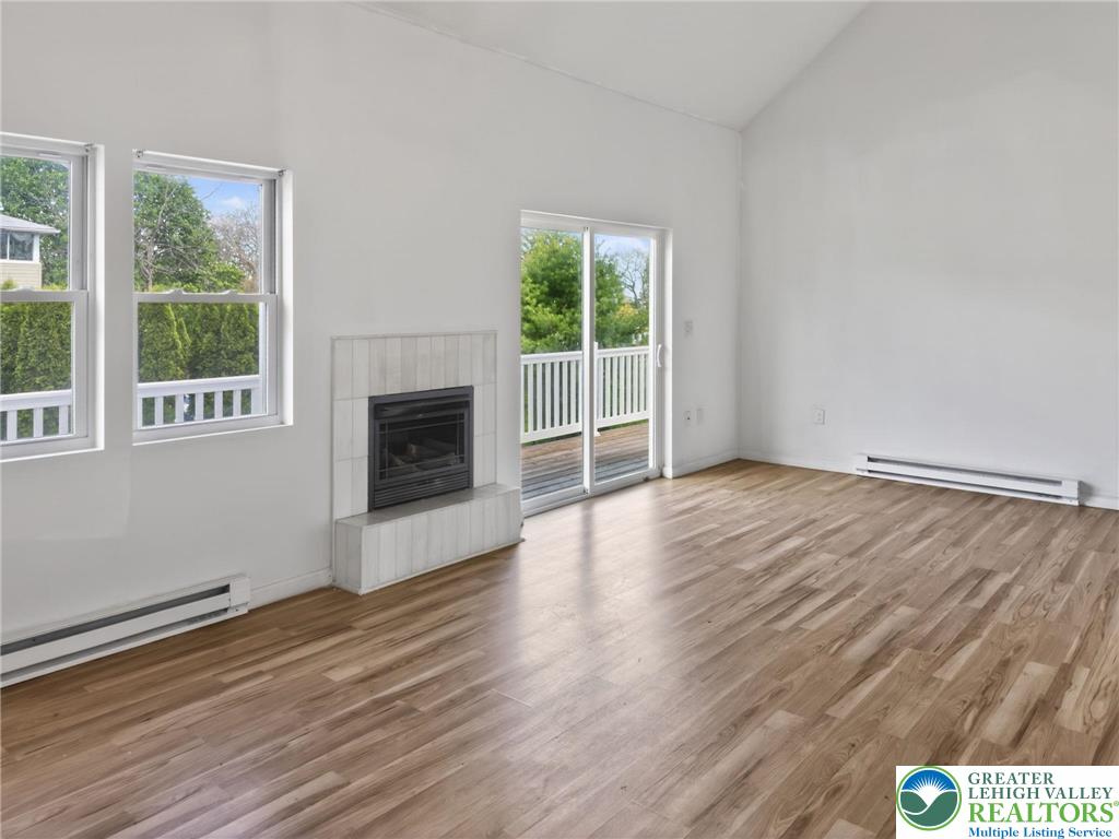2 Elm Street Mount Pocono, PA 18344 - Photo 4 of 35