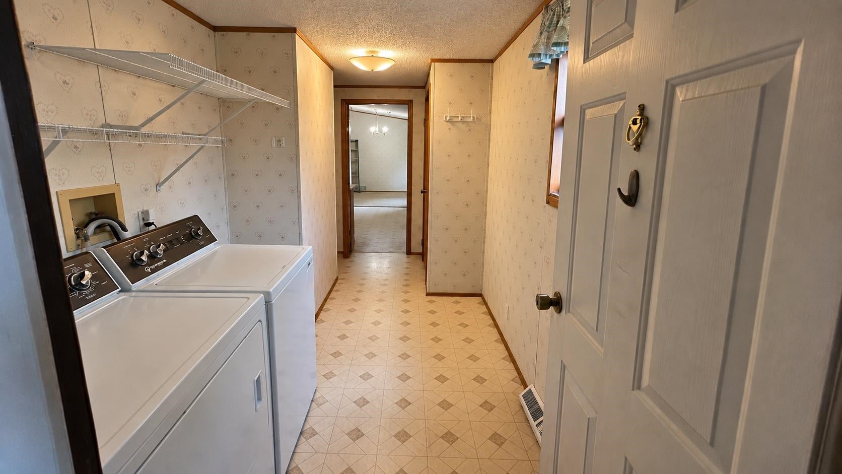 230331 Colonial Road Wausau, WI 54403 - Photo 19 of 29 Gallery Image 19