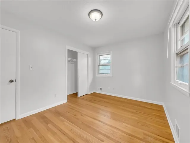 $195,000 | 3717 South Hocker Drive, Independence, MO 64055