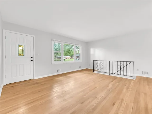 $195,000 | 3717 South Hocker Drive, Independence, MO 64055