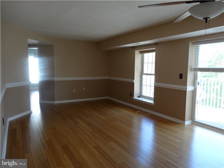 222 Brandon Road Norristown, PA 19403 - Photo 4 of 19 Gallery Image 4