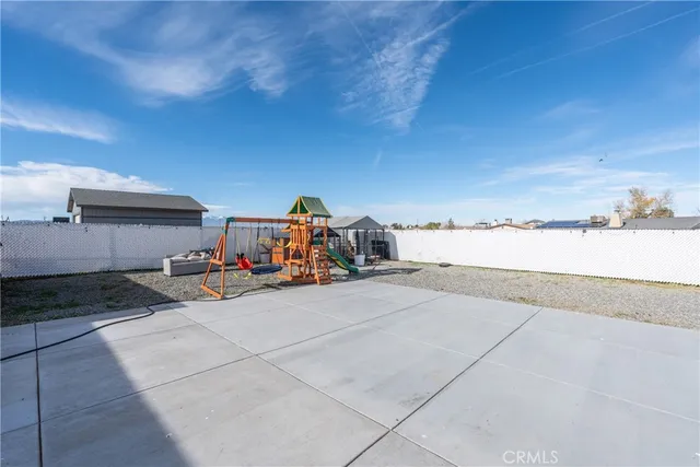 $464,900 | 21044 Wisteria Street, Apple Valley, CA 92308