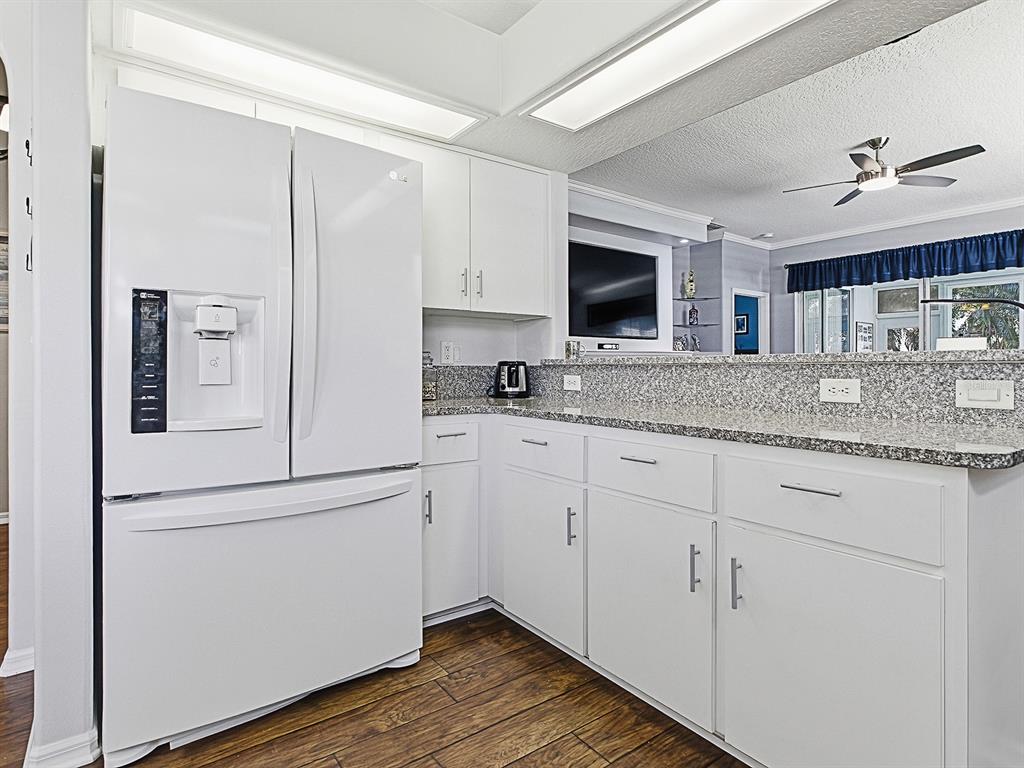 3592 Tropical Seas Loop Tavares, FL 32778 - Photo 17 of 41