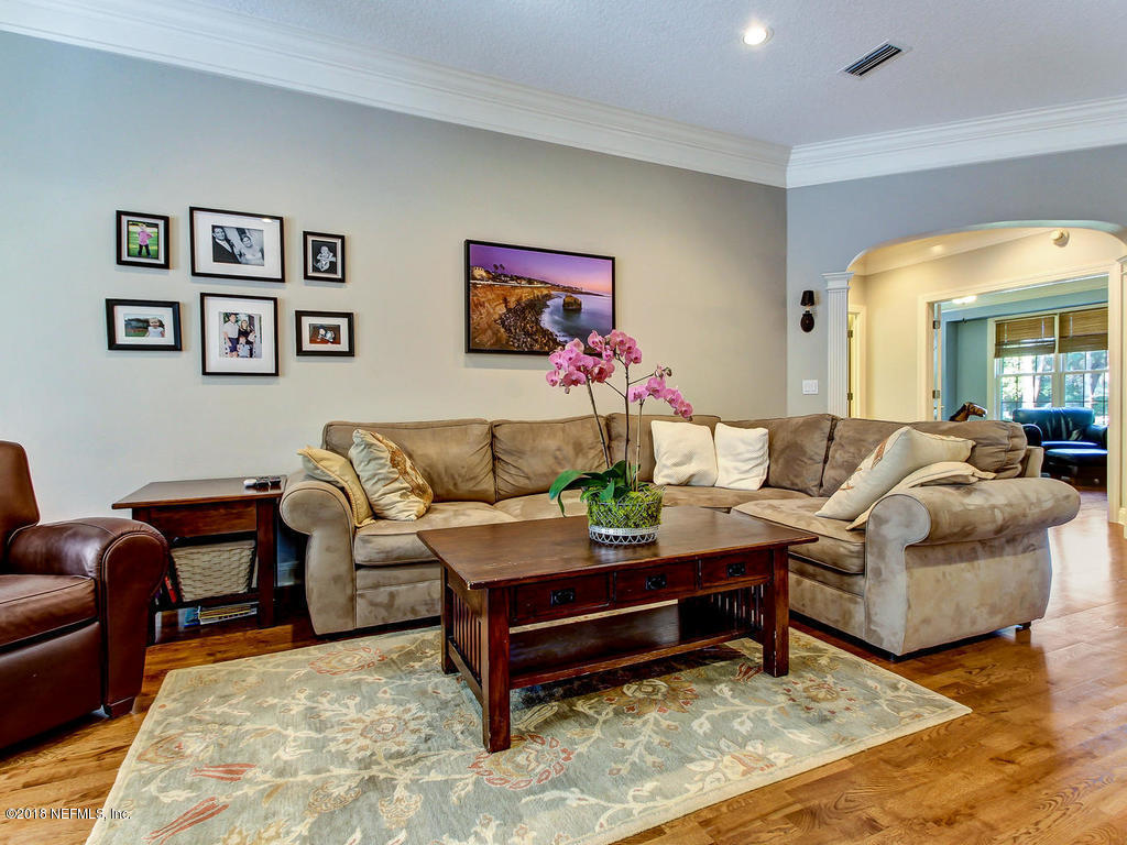 4094 Timuquana Road Jacksonville, FL 32244 - Photo 13 of 51 Great Room