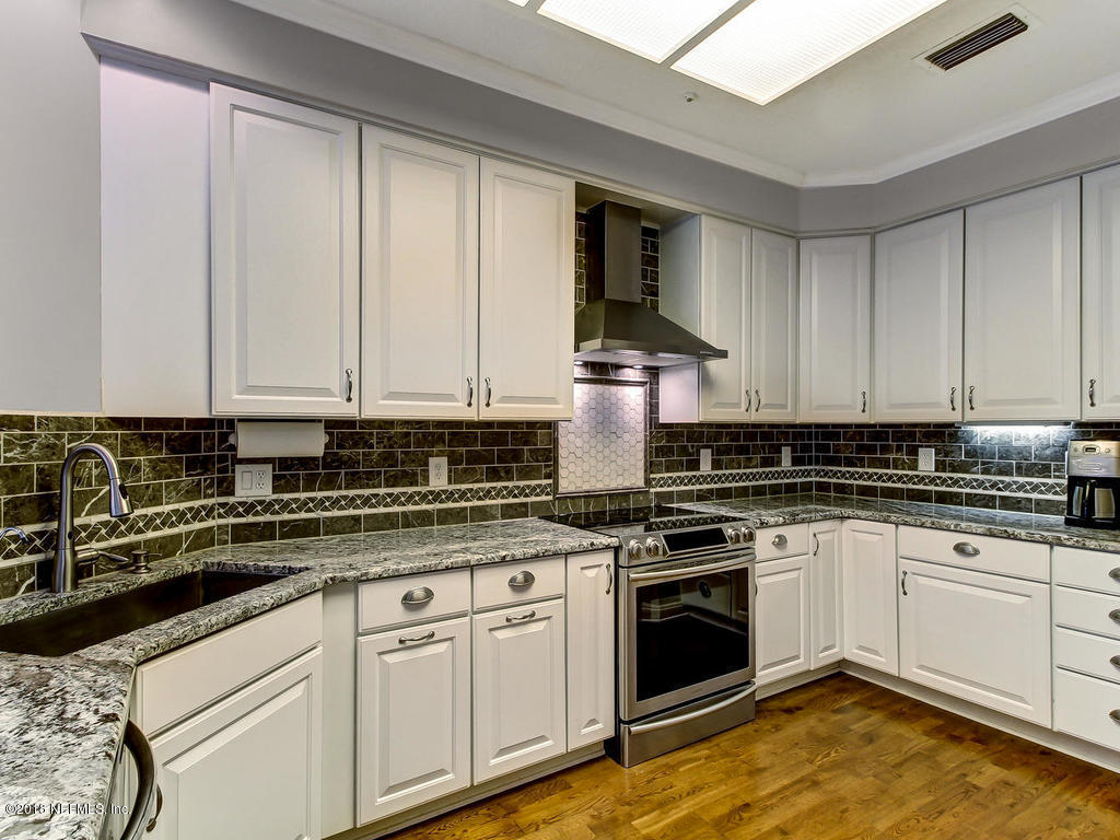 4094 Timuquana Road Jacksonville, FL 32244 - Photo 19 of 51 Kitchen