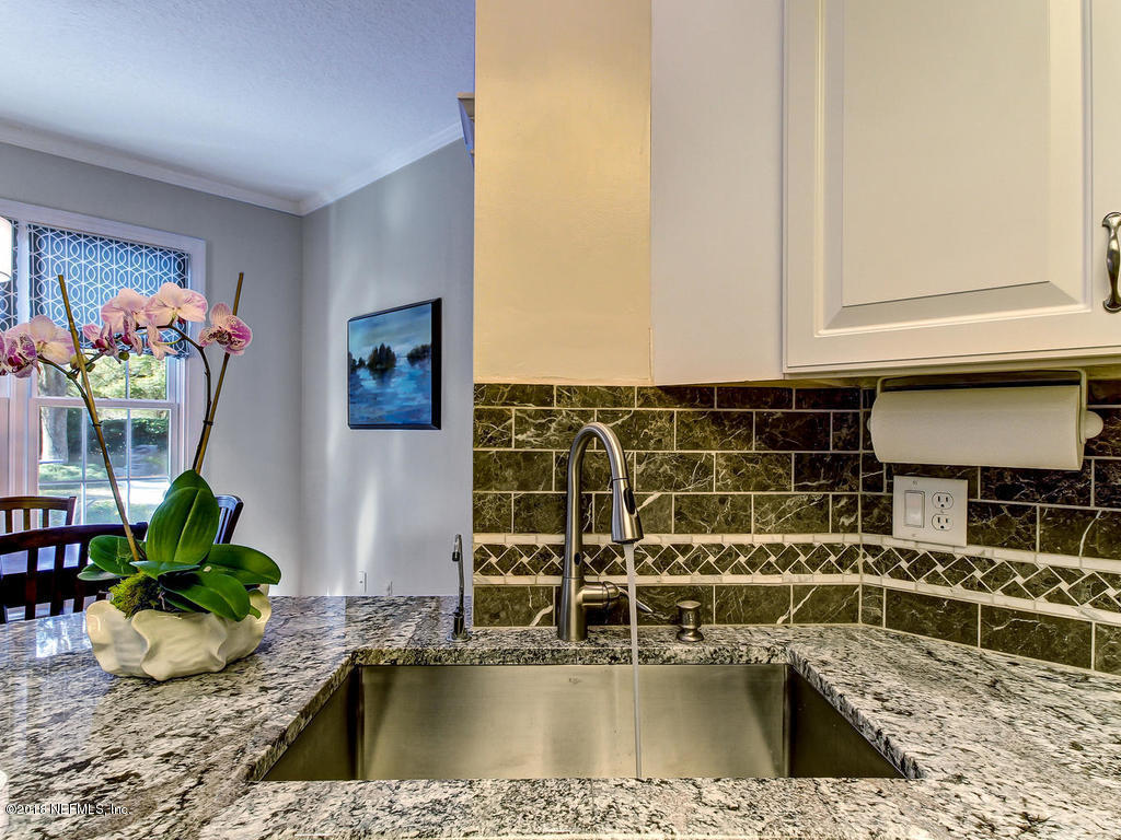 4094 Timuquana Road Jacksonville, FL 32244 - Photo 20 of 51 Kitchen
