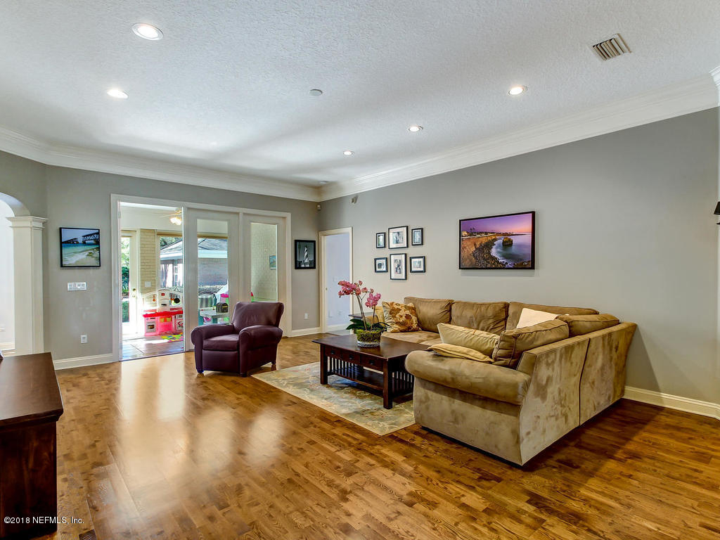 4094 Timuquana Road Jacksonville, FL 32244 - Photo 10 of 51 Hardwood Floors