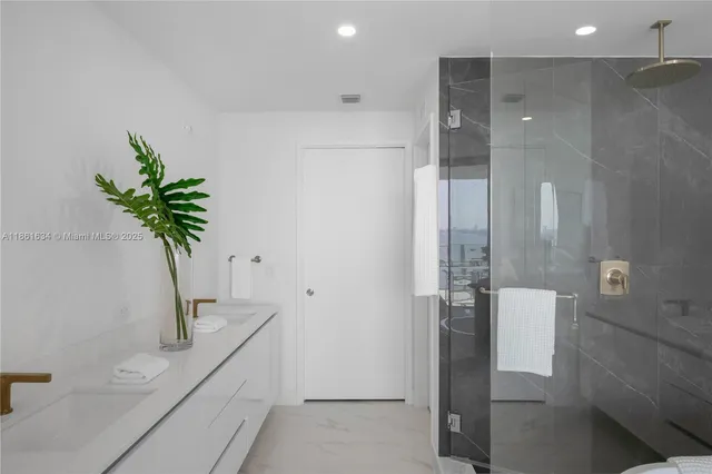 $1,699,000 | 700 Northeast 24th Street, Unit 1802, Miami, FL 33137