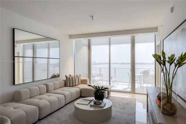 $1,499,000 | 700 Northeast 24th Street, Unit 1802, Miami, FL 33137