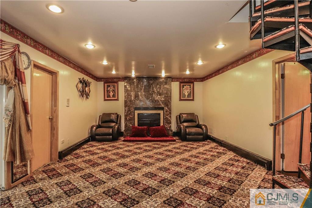 99 Ashley Road Edison, NJ 08817 - Photo 19 of 38