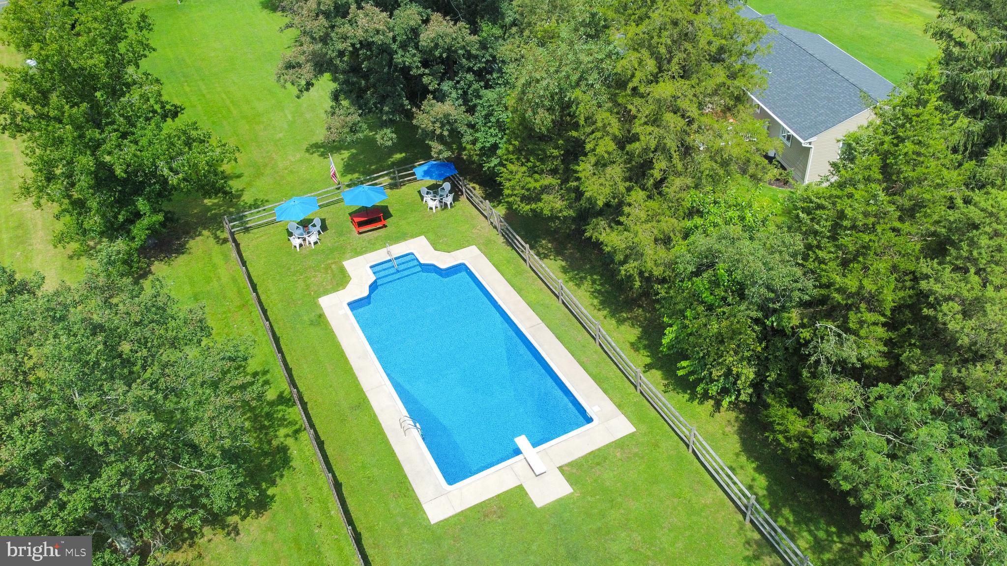 207 Hendricks Road Perkiomenville, PA 18074 - Photo 15 of 64 Birds eye view wow.